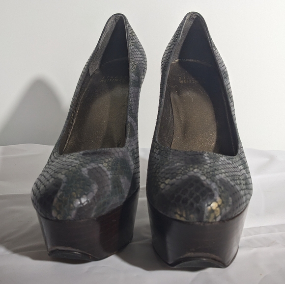Stuart Weitzman platform stilettos 7 - Picture 3 of 6